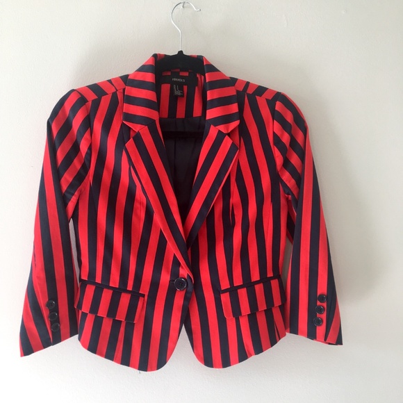 3/$15 Women's Red & Black stripe Lined Blazer, Cropped Coat, Jacket, Never Worn - Picture 5 of 7